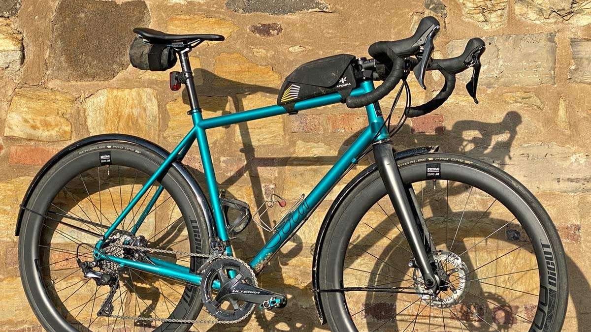 Recensione: la bici da strada in acciaio Sour Clueless è l'epitome della  moderna versatilità per tutte le strade - Anguria Bike